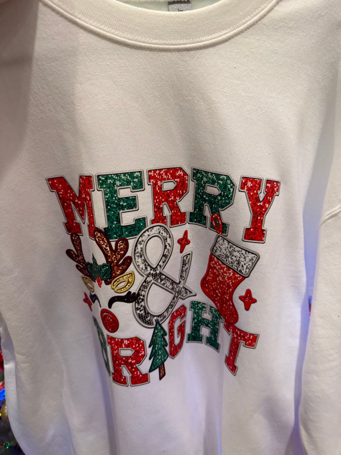 Crewneck Size L Merry and Bright Christmas