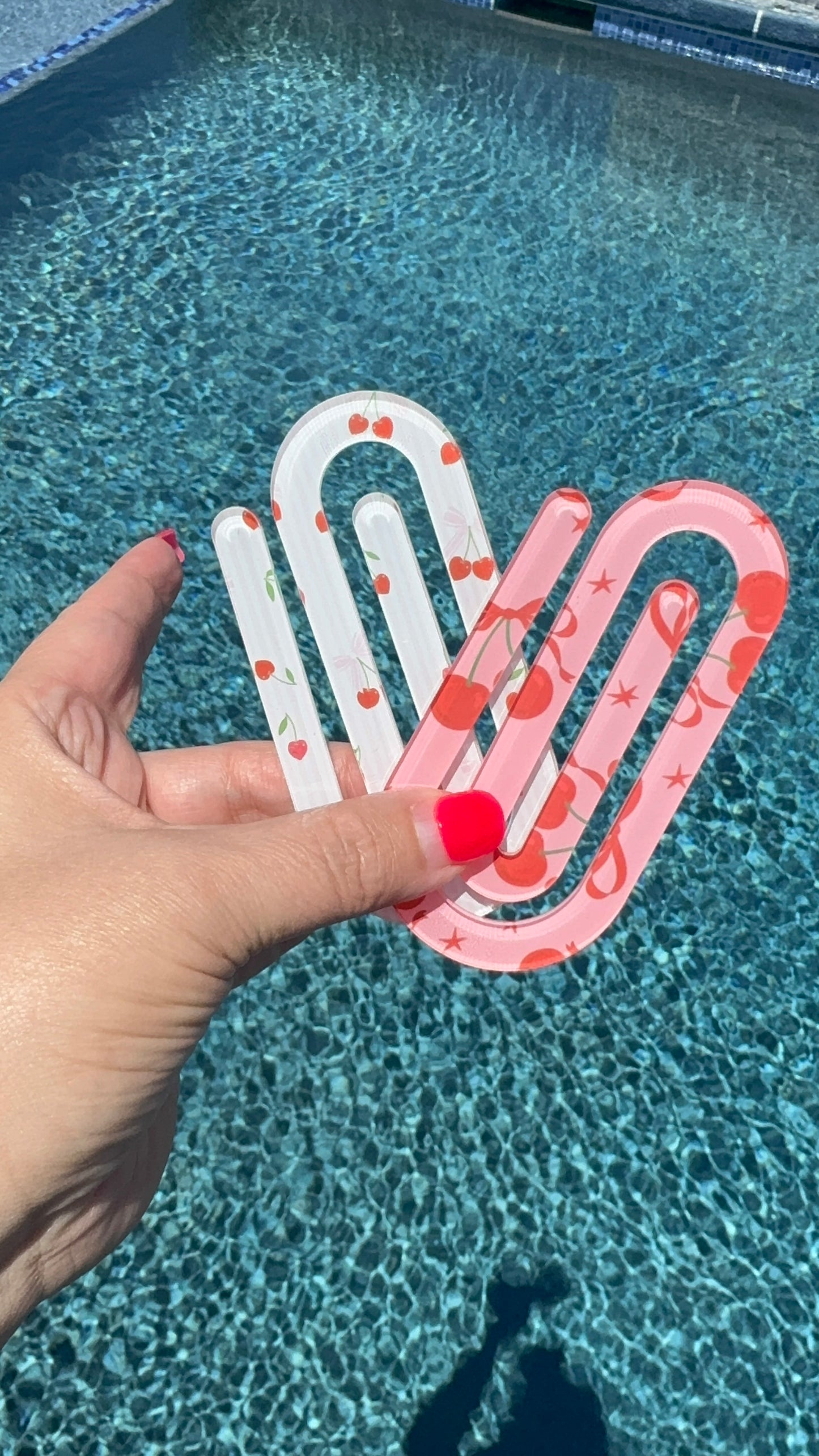 Jumbo Paperclip