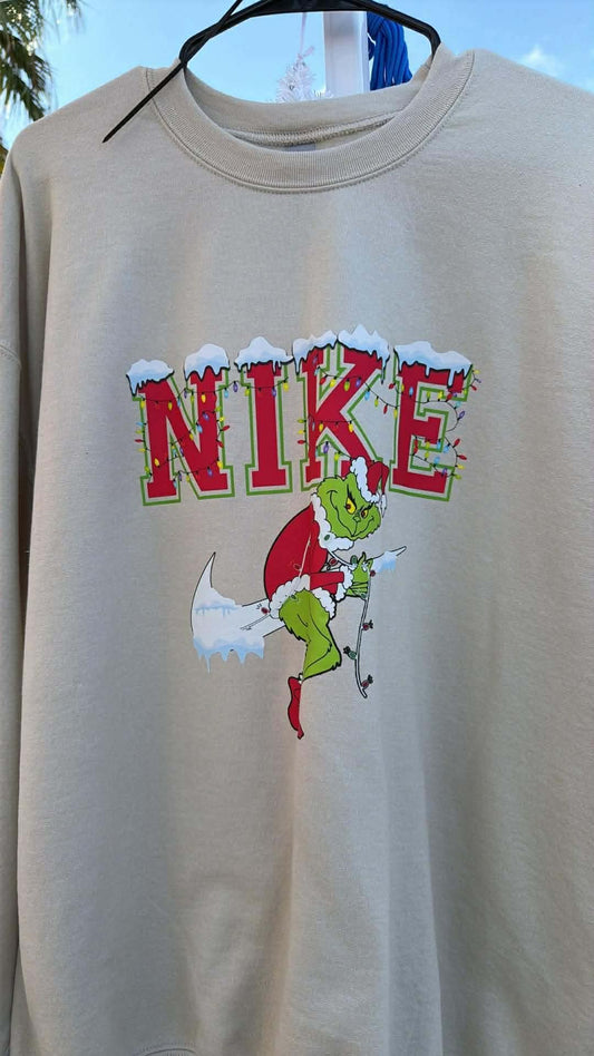 Crewneck Size XL Green Man Christmas
